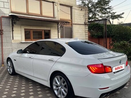 2014 BMW 5 серии 528i xDrive VI (F10/F11/F07) Рестайлинг, белый, 1650000 рублей, вид 5