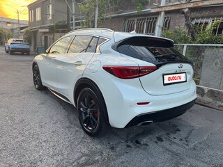 2017 Infiniti QX30, белый, 1490000 рублей, вид 5