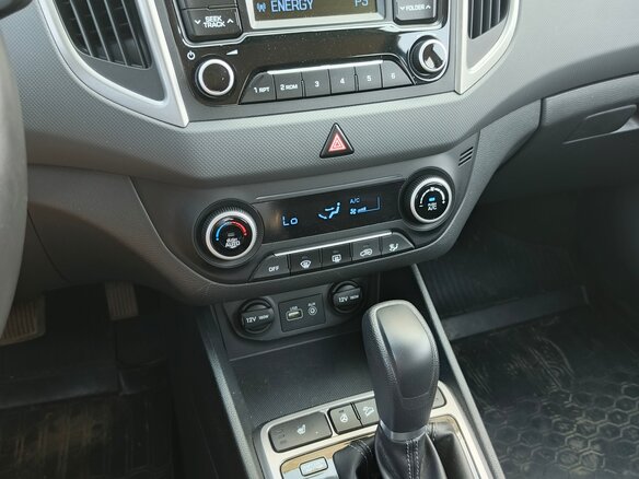 2017 Hyundai Creta I, синий, 2000000 рублей - вид 10