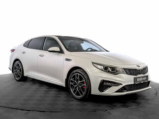 2019 Kia Optima IV Рестайлинг, белый, 2080000 рублей, вид 3