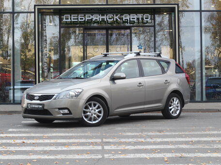 2010 Kia Ceed I Рестайлинг, серебристый, 950000 рублей, вид 1