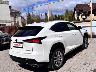 2018 Lexus NX 300 I Рестайлинг, белый, 2800000 рублей, вид 4