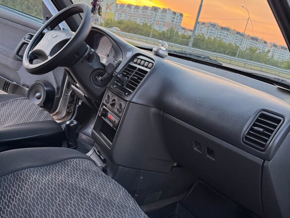 2007 Lada (ВАЗ) 2112, серебристый, 245000 рублей - вид 6