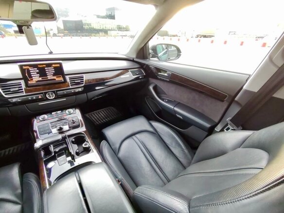 2015 Audi A8 III (D4) Рестайлинг, чёрный, 2200000 рублей - вид 27