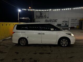 2004 Honda Elysion I, белый, 710000 рублей, вид 3