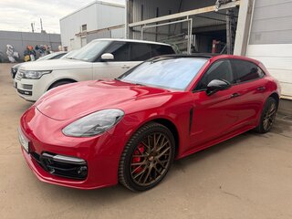 2019 Porsche Panamera GTS Sport Turismo II, красный, 8000000 рублей, вид 2