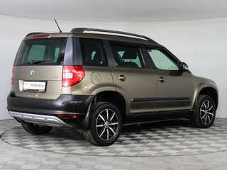 2011 Skoda Yeti I, коричневый, 499000 рублей, вид 3