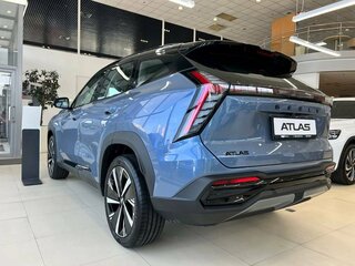 2026 Geely Atlas II, голубой, 3418940 рублей, вид 5