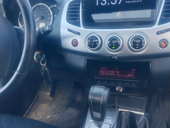 2014 Mitsubishi L200 IV Рестайлинг, серый - вид 7