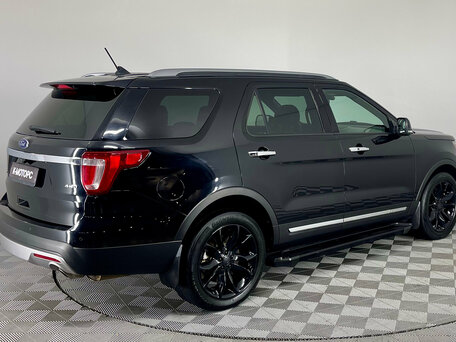2017 Ford Explorer V Рестайлинг, чёрный, 2770000 рублей, вид 5