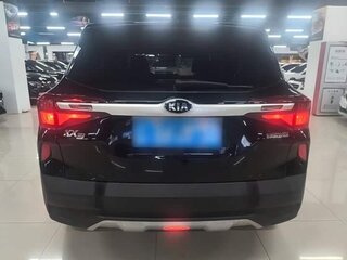 2020 Kia KX3, чёрный, 1340000 рублей, вид 5