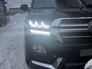 2012 Toyota Land Cruiser 200 Series Рестайлинг 1, чёрный, 4500000 рублей, вид 2