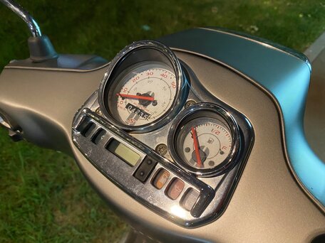2010 Vespa S 50, серый, 310000 рублей, вид 5