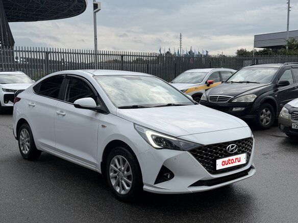 2021 Hyundai Solaris II Рестайлинг, белый