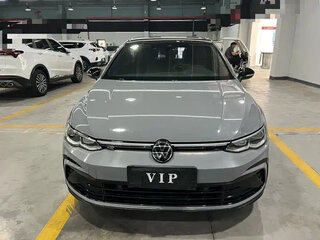 2021 Volkswagen Golf VIII, серый, 1934222 рублей, вид 4