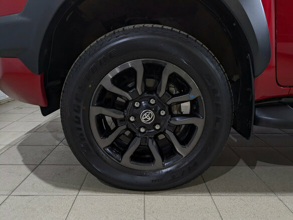 2020 Toyota Hilux VIII Рестайлинг 2, красный - вид 11