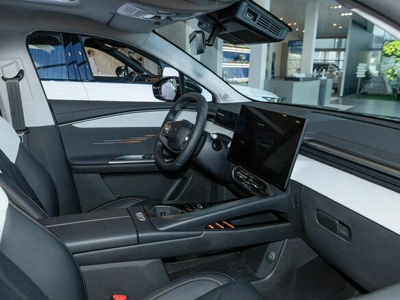 2026 Omoda C5 II, серый, 2729000 рублей - вид 7
