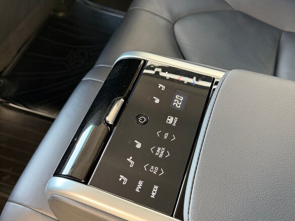 2019 Toyota Camry VIII (XV70), чёрный - вид 24