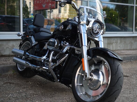 2023 Harley-Davidson Fat Boy, чёрный, 3650000 рублей
