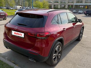 2021 Mercedes-Benz GLA 200 II (H247), красный, 3700000 рублей, вид 4