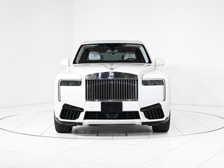 2024 Rolls-Royce Cullinan I Рестайлинг (Series II), белый, 49900000 рублей, вид 2