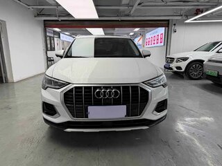 2022 Audi Q3 35 TFSI II (F3), белый, 1879000 рублей, вид 3