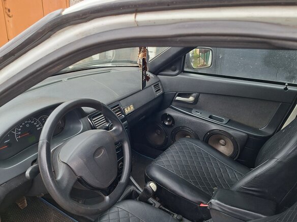 2009 Lada (ВАЗ) Priora I, белый, 230000 рублей - вид 5