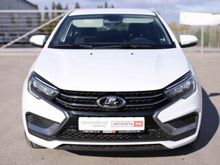 2025 Lada (ВАЗ) Vesta I Рестайлинг (NG), белый, 1271020 рублей, вид 2