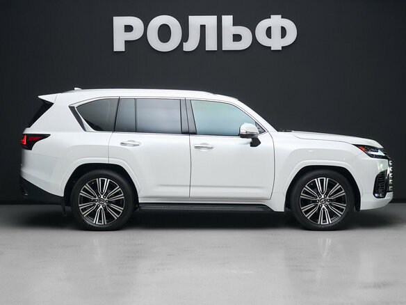 2022 Lexus LX 500d IV, белый, 16000000 рублей - вид 5