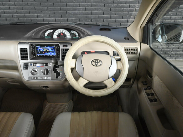 2006 Toyota Raum II, голубой, 590000 рублей - вид 14