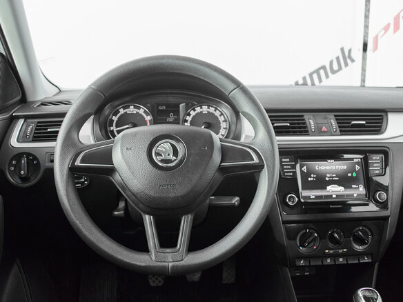 2017 Skoda Rapid I, белый, 990000 рублей - вид 11