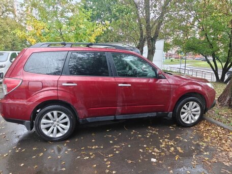 2011 Subaru Forester III Рестайлинг, пурпурный, 1200000 рублей, вид 3