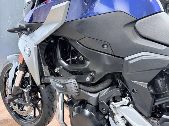 2020 BMW F 900 R, серебристый, 999000 рублей - вид 20