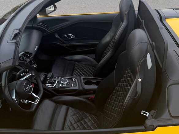 2019 Audi R8 V10 performance II (4S) Рестайлинг, жёлтый, 14000000 рублей - вид 12