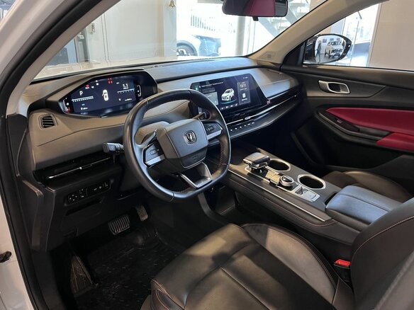 2024 Changan UNI-S I, белый, 2300000 рублей - вид 19