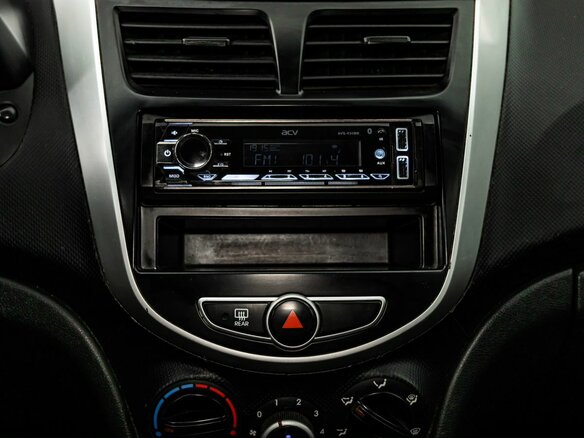 2011 Hyundai Solaris I, фиолетовый, 485000 рублей - вид 18