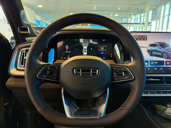 2026 Geely Monjaro (Xingyue L) I Рестайлинг 2 (China Market), серый, 4300000 рублей - вид 8