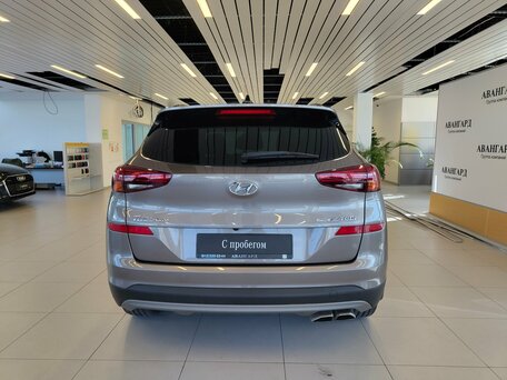 2020 Hyundai Tucson III Рестайлинг, коричневый, 2329000 рублей, вид 4