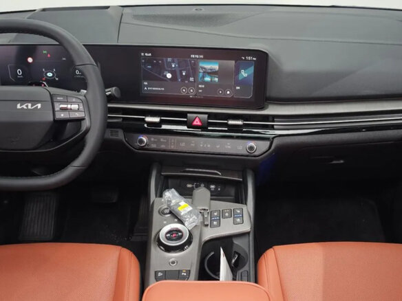 2026 Kia Sportage V Рестайлинг, серый, 2633000 рублей - вид 6