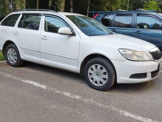 2012 Skoda Octavia II (A5) Рестайлинг, белый, 620000 рублей, вид 3