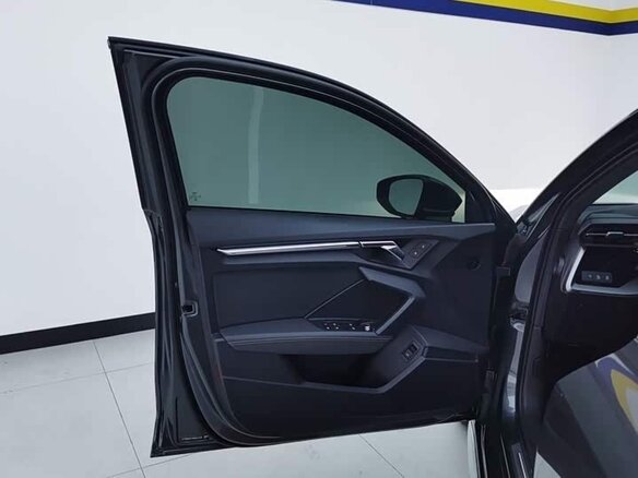 2024 Audi A3 Sportback 35 TFSI IV (8Y), серый, 2833033 рублей - вид 11