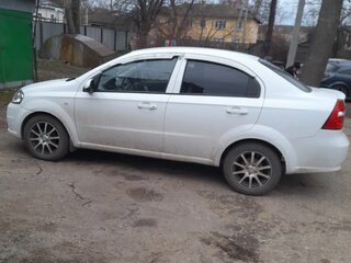 2011 Chevrolet Aveo I Рестайлинг, белый, 450000 рублей, вид 4