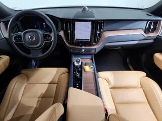 2024 Volvo XC60 II Рестайлинг, чёрный, 5250290 рублей, вид 3