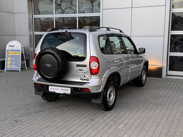 2013 Chevrolet Niva I Рестайлинг, серебристый - вид 6