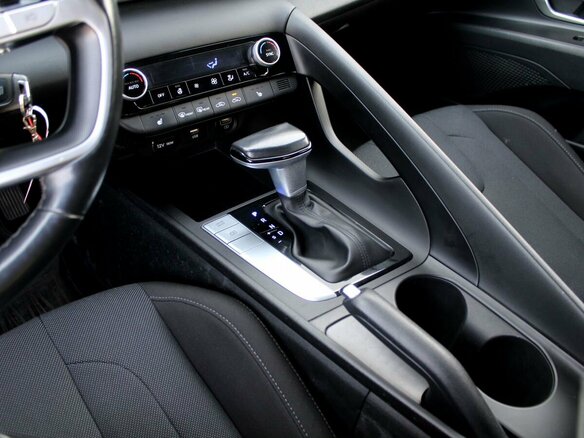 2021 Hyundai Elantra VII (CN7), белый, 1840000 рублей - вид 12