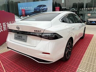 2026 Nissan Sylphy V (B19), белый, 2380678 рублей, вид 4