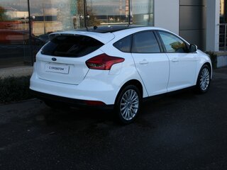 2015 Ford Focus III Рестайлинг, белый, 820000 рублей, вид 2