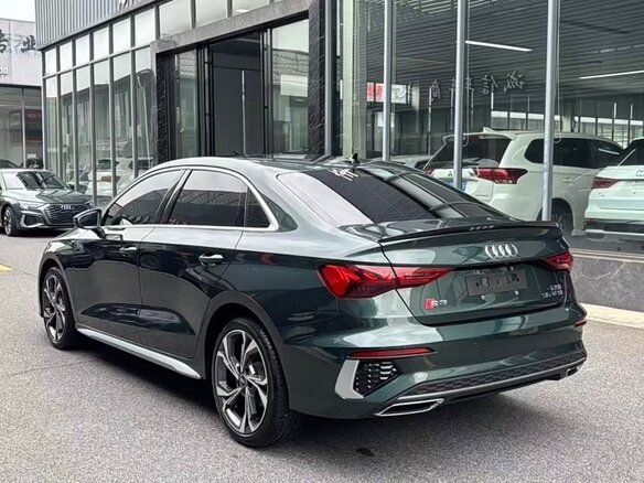 2022 Audi A3 35 TFSI Long IV (8Y), зелёный, 2490000 рублей - вид 3