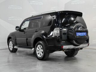 2007 Mitsubishi Pajero IV, чёрный, 1495000 рублей, вид 3