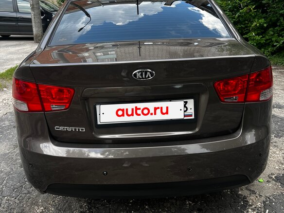 2013 Kia Cerato 6-speed II, бежевый, 680000 рублей - вид 4